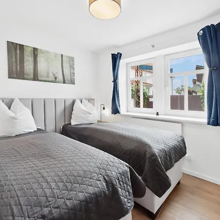 Am Hainich - 6 Personen, King-size-betten, Netflix, Nationalpark Apartment