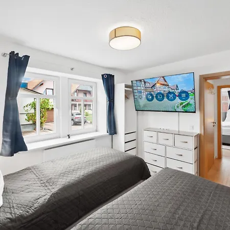 Apartment Am Hainich - 6 Personen, King-size-betten, Netflix, Nationalpark *