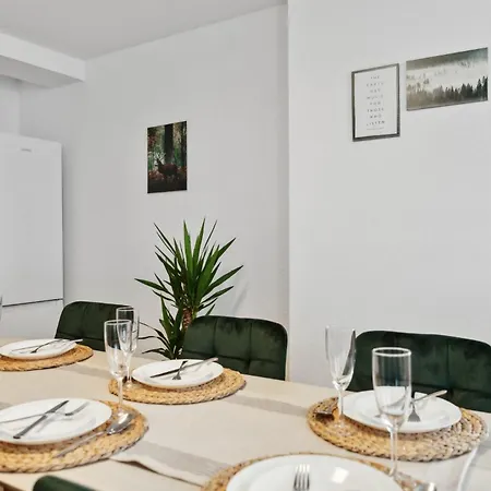 Am Hainich - 6 Personen, King-size-betten, Netflix, Nationalpark Apartment