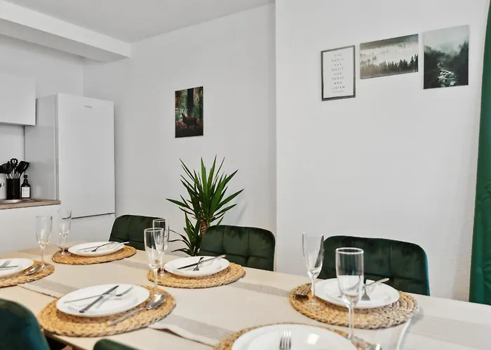 Am Hainich - 6 Personen, King-size-betten, Netflix, Nationalpark Апартаменты