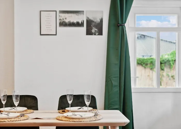 Daire Am Hainich - 6 Personen, King-size-betten, Netflix, Nationalpark